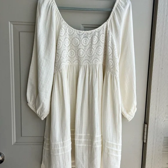 long white feather dress LUXURY FEATHER-TRIM CREPE MAXI DRESS | CULT MIA
